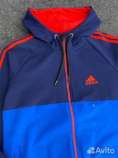 Спортивный костюм adidas