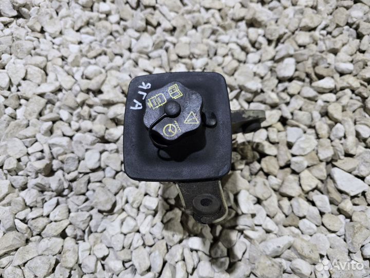 Бачок гур Jaguar S-type