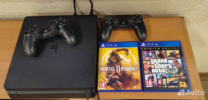 Sony PlayStation 4 Slim