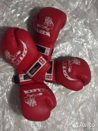 Боксерские перчатки детские 6 oz