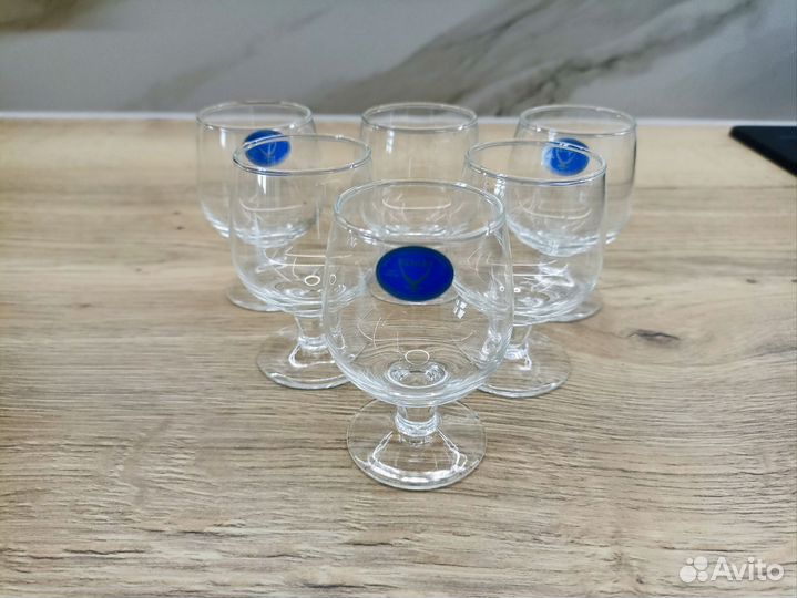 Фужеры, бокалы, рюмки