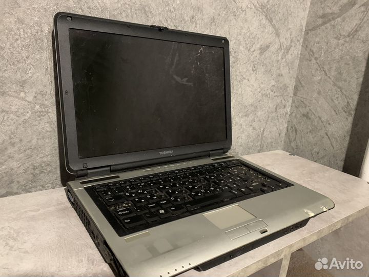 Ноутбук toshiba на запчасти