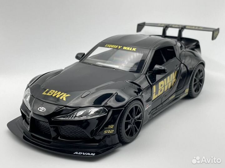 Модель автомобиля Toyota Supra 1:24 металл