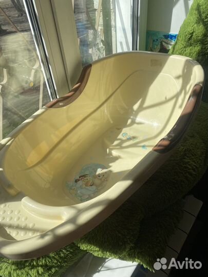 Ванночка для купания новорожденного