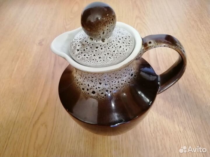 Красивые кувшины и графины новые и б/у