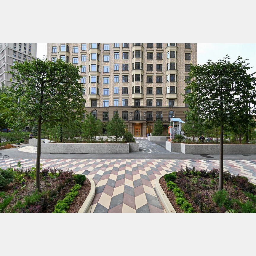 2-к. квартира, 62,2 м², 23/24 эт.