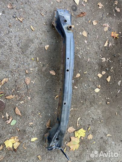 Усилитель переднего бампера Mazda cx 7