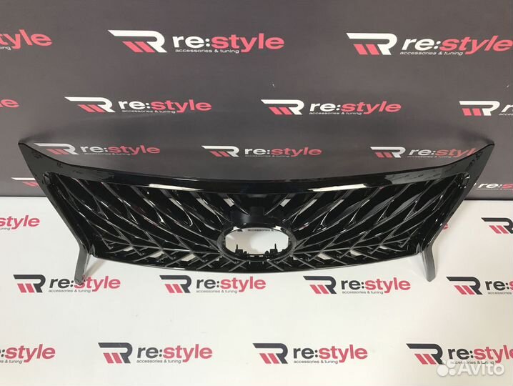 Решетка радиатора Lexus LX570 2012-2015 S513