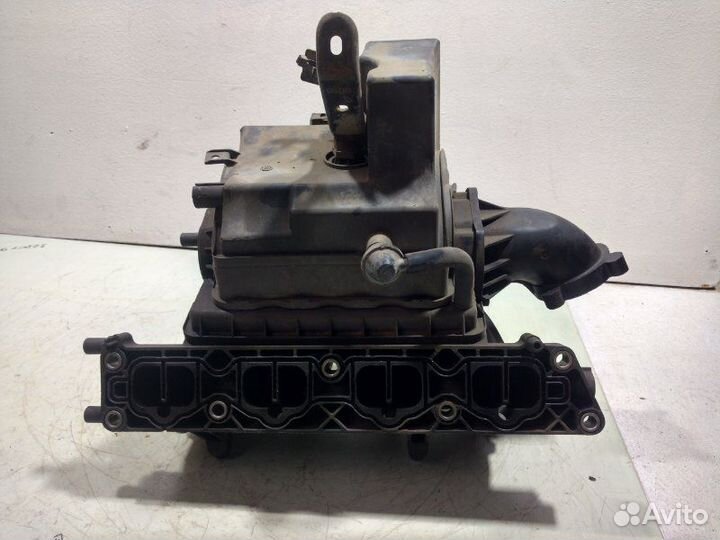 Коллектор впускной Opel Astra H Z16XER