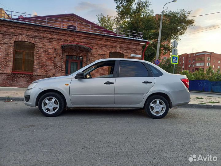 LADA Granta 1.6 AT, 2016, 111 717 км