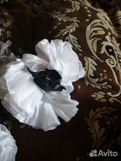 Заколка бант