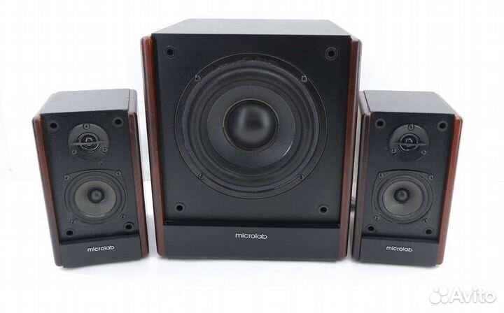 Музыкальные колонки новые Microlab