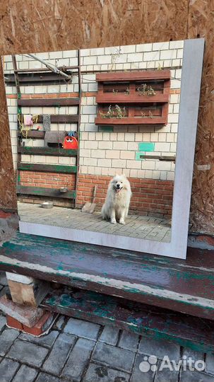 Зеркало настенное