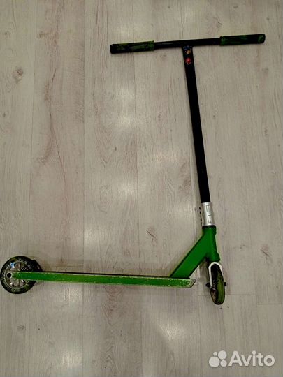 Трюковой самокат