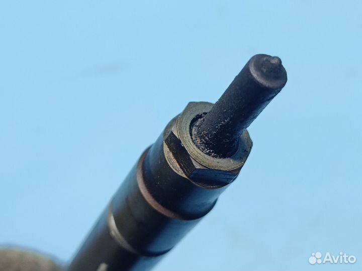 Форсунка топливная для Volvo S60,XC70,XC90