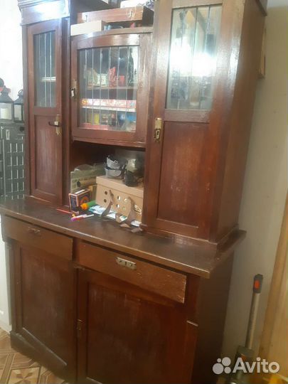 Буфеты и серванты