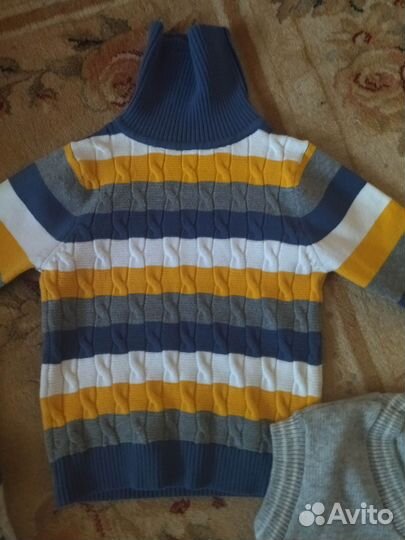 Свитер детский +2жилетки 98