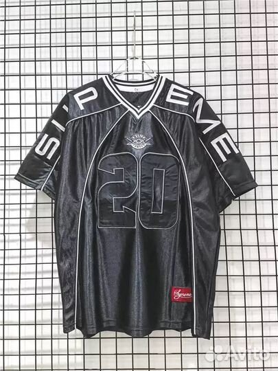 Футболка supreme