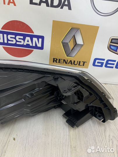 Фара Kia RIO 3 Лев