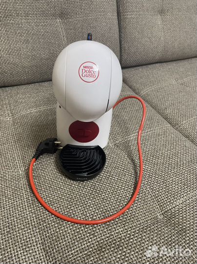 Кофеварка dolce gusto