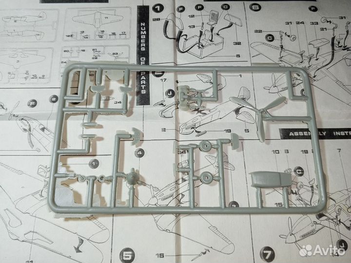Сборная модель самолета 1/72 Як-3