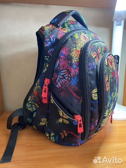 Школьный рюкзак