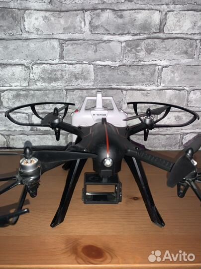 Квадрокоптер R-wings