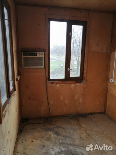 Продаю бытовку