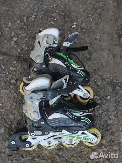 Роликовые коньки