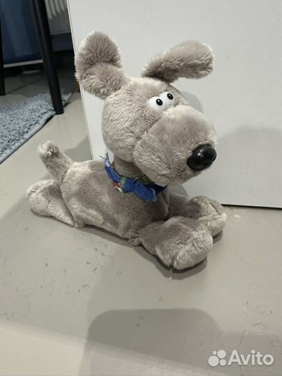Собака игрушка