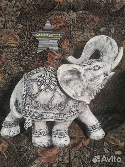 Фигуры из гипса слон, ангел, лебедь, гном, волк