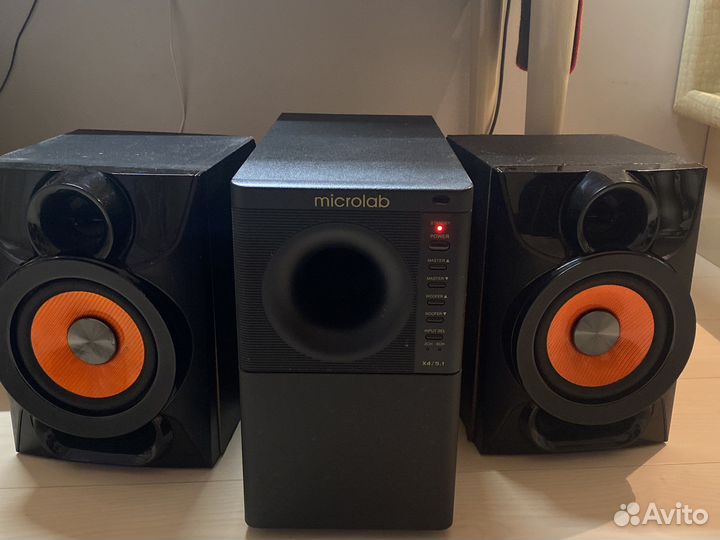 Сабвуфер microlab и колонки samsung