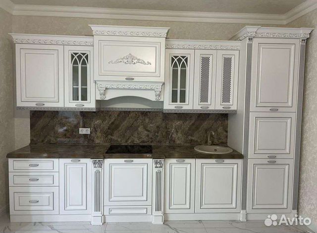 Кухня белая с серебром цена за весь размер 3.65
