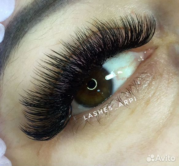 Наращивание ресницы