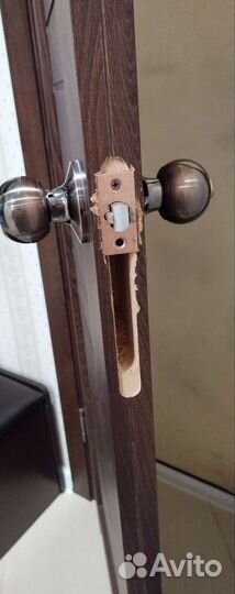 Межкомнатная дверь б/у 70