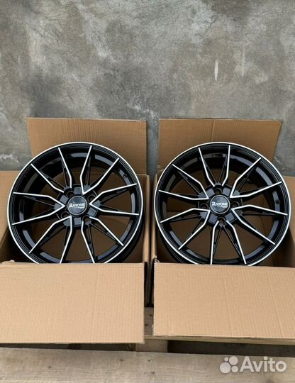 Новые диски R15 4/98 Гранта ваз Калина