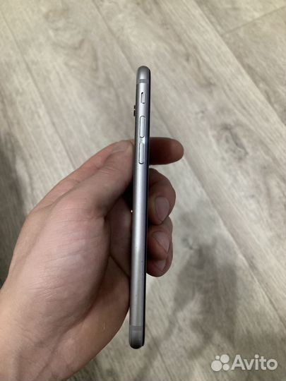 iPhone 6S, 64 ГБ