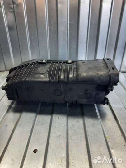 Корпус воздушного фильтра Mercedes C W203 2.2 2005