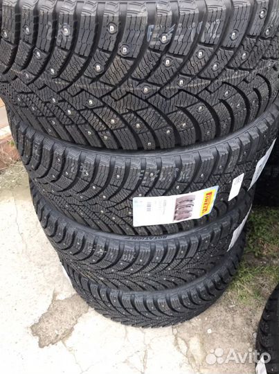 Pirelli Ice Zero 2 245/40 R19 98H