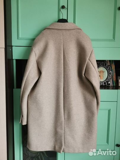 Пальто Pull and bear