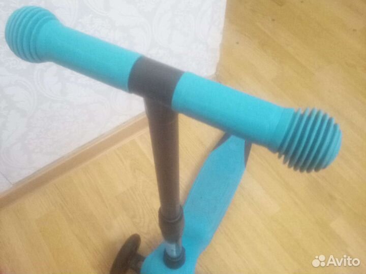 Самокат детский трехколесный