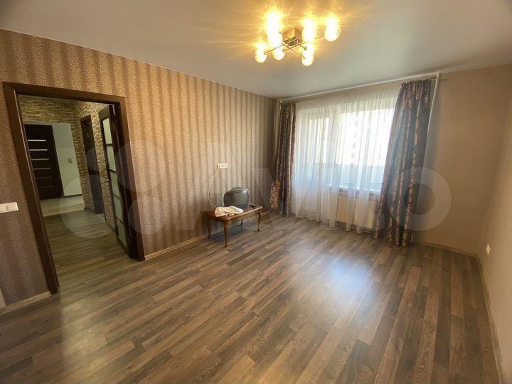2-к. квартира, 52 м², 7/16 эт.