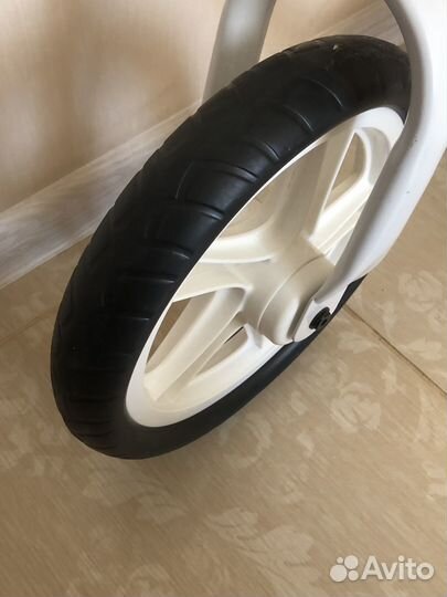 Беговел Lionelo Arie