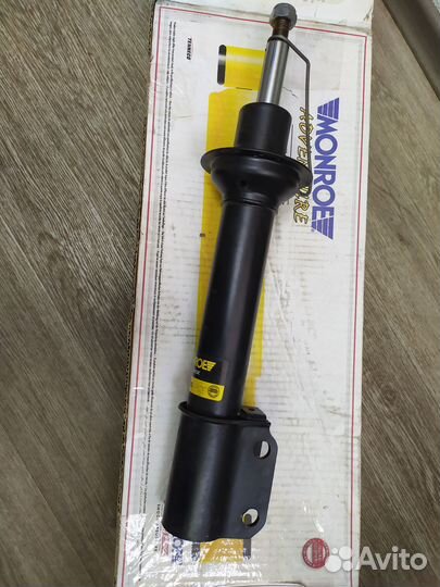 Амортизатор renault megane Цена за 2 шт