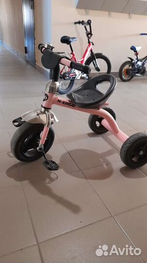 Детский трехколесный велосипед бу