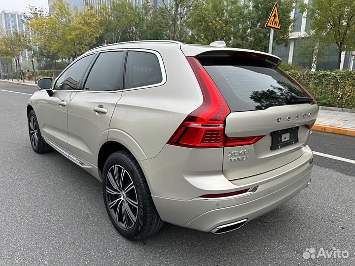 Volvo XC60 2.0 AT, 2021, 23 000 км