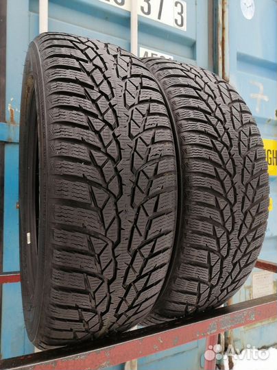 Nokian Tyres WR D4 215/60 R17 99H