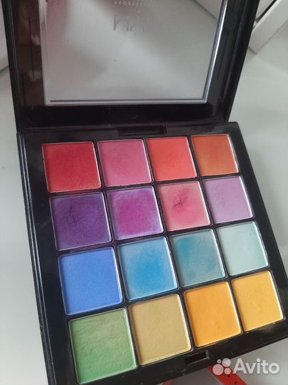 Палетка теней nyx