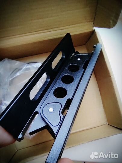 Быстросъемное крепление для огнетушителя (металл)