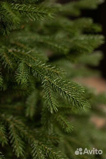 Ель искусственная литая
